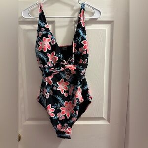 Old Navy Swim | Size L